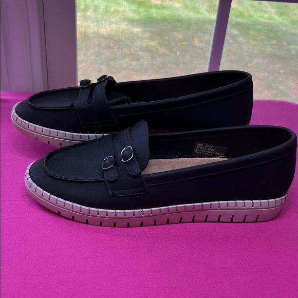 Bongro Black Loafers with White Soles - Picture 5 of 7